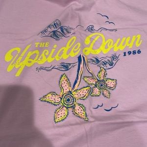 Stranger Things Netflix Tee Tshirt Top NWT Size M The Upside Down